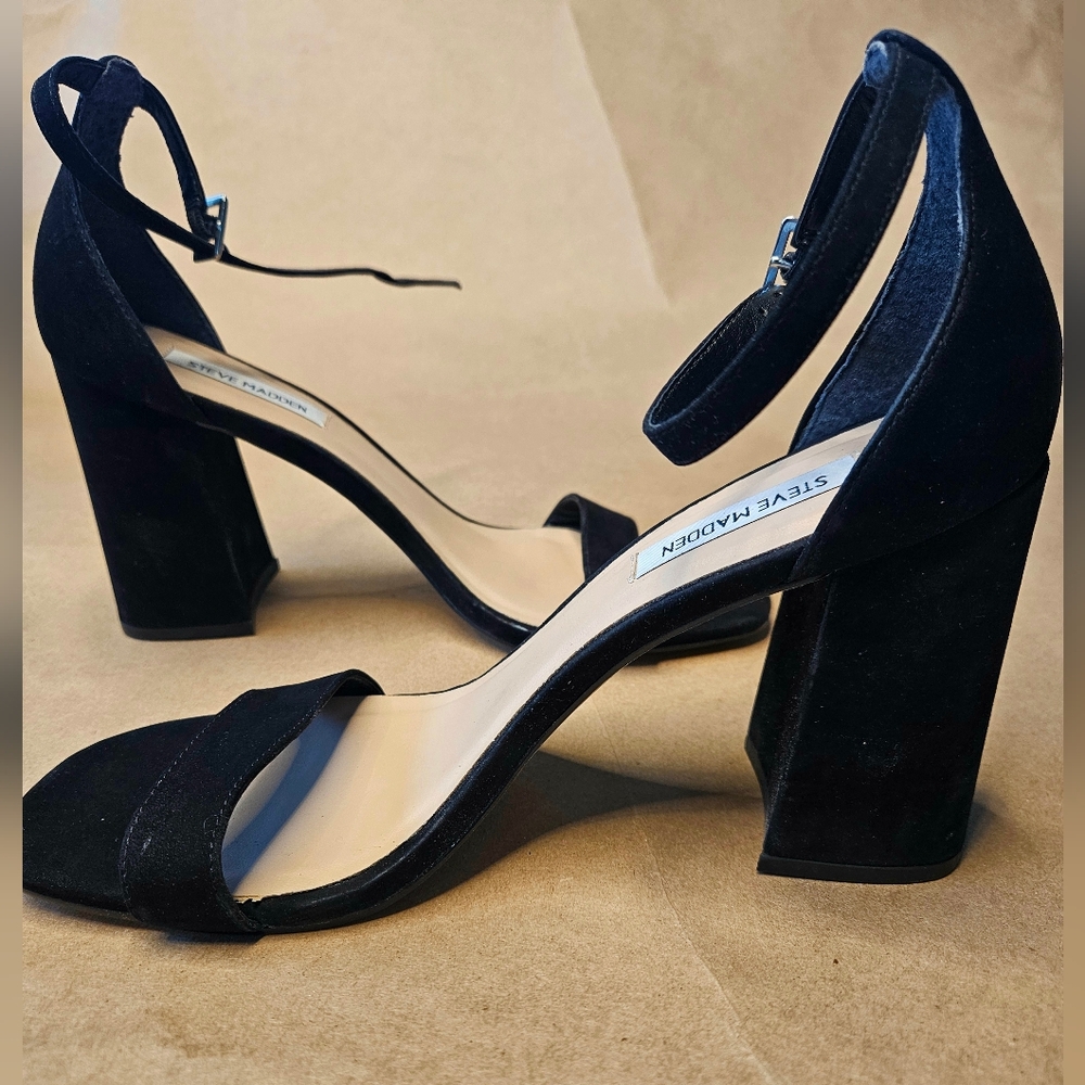 Steve Madden women's black suede Carrson block heel sandals